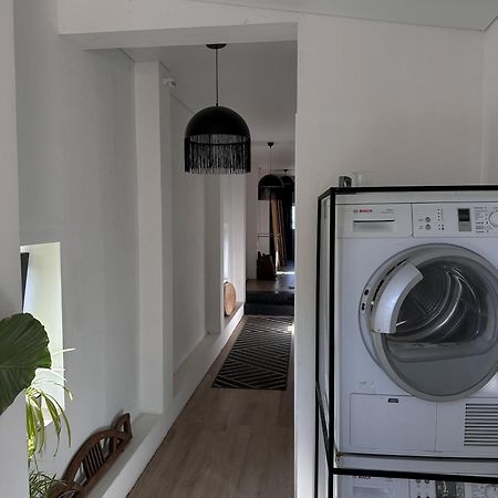 White Door Apartments Heart Of Odessa 1 Екстериор снимка