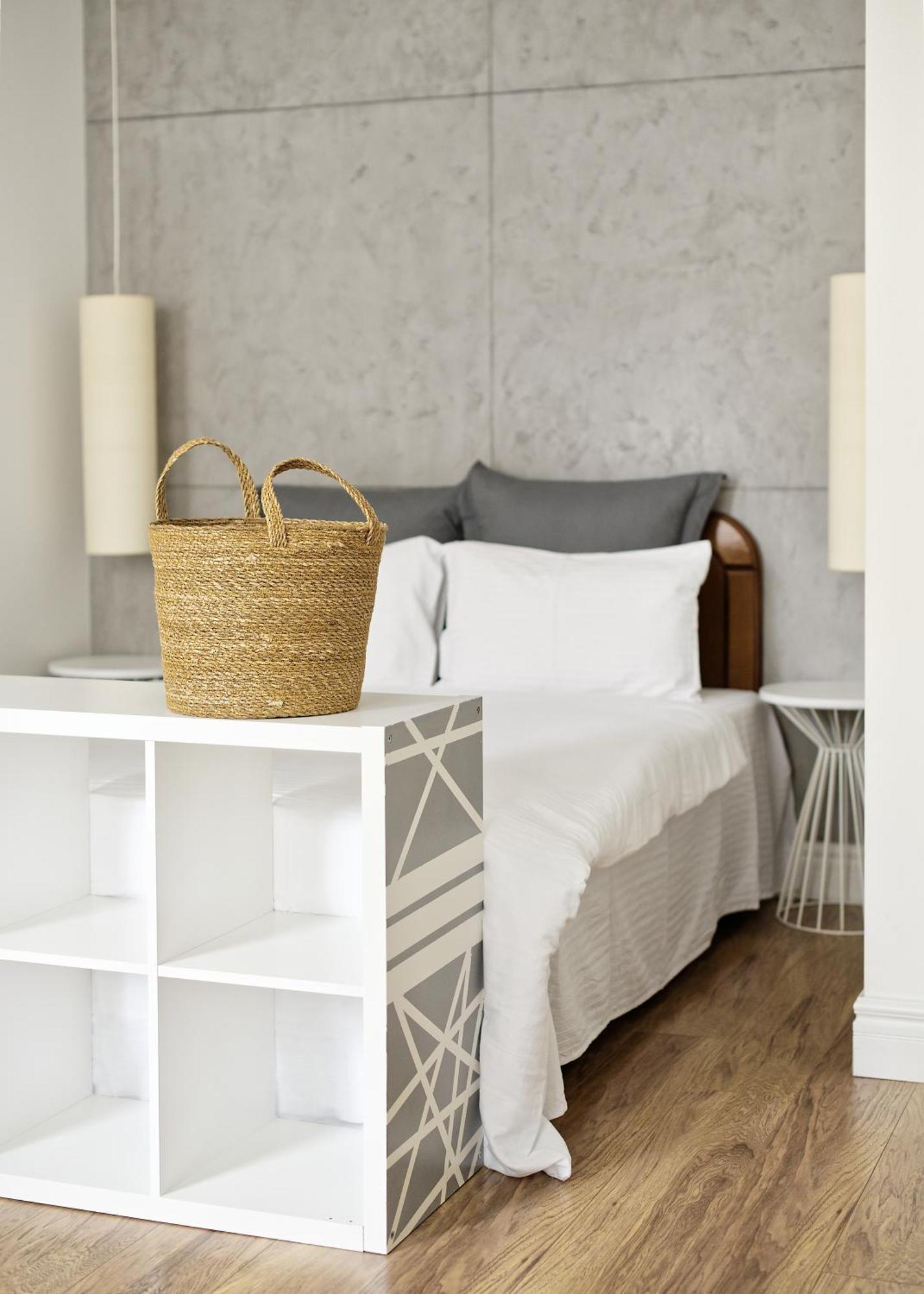 White Door Apartments Heart Of Odessa 1 Екстериор снимка