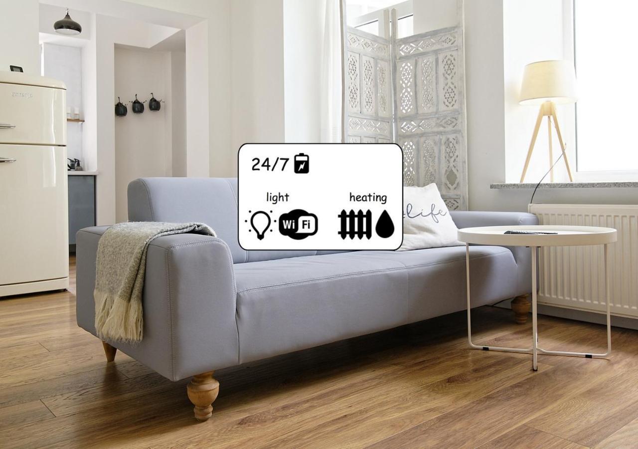 White Door Apartments Heart Of Odessa 1 Екстериор снимка